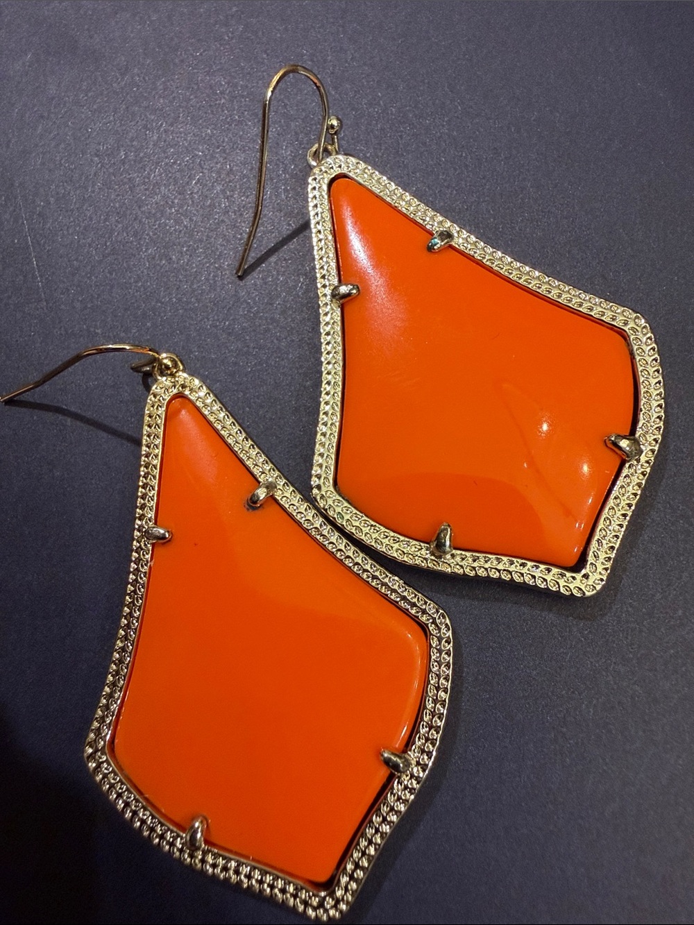 Kendra Scott Bright Orange Gold-Trim Drop Earrings - Picture 2 of 2